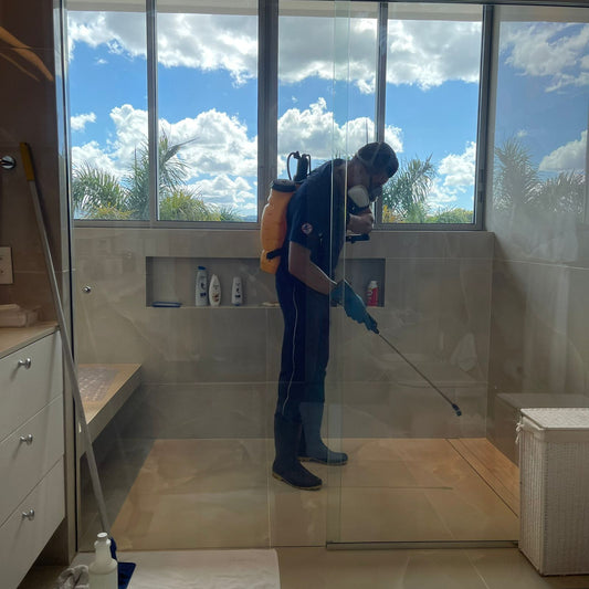 Como Evitar Escorregões e Acidentes Domésticos - Anti-Slip System