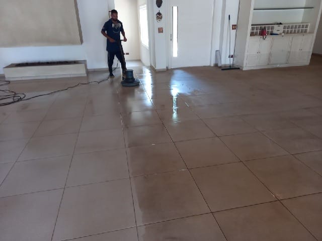 Polimento de Granito: Restaure a Beleza e Qualidade - Anti-Slip System